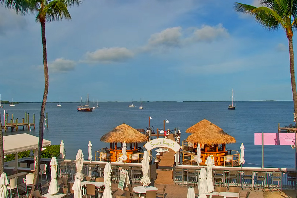 snooks bayside restaurant in key largo
