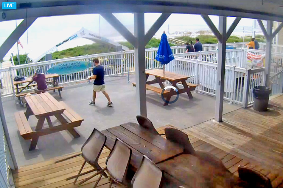 The Windjammer Beach Club Webcam                             
