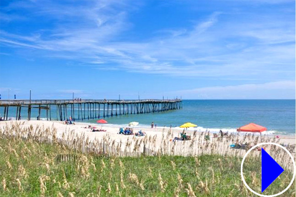 avon beach and pier