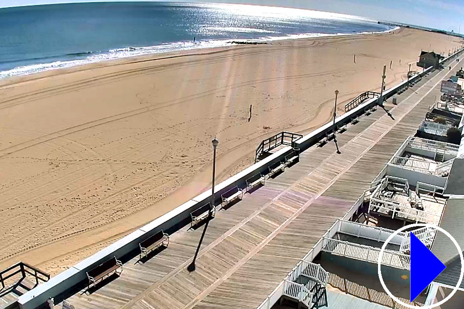 beach and boardwalk at ocean city