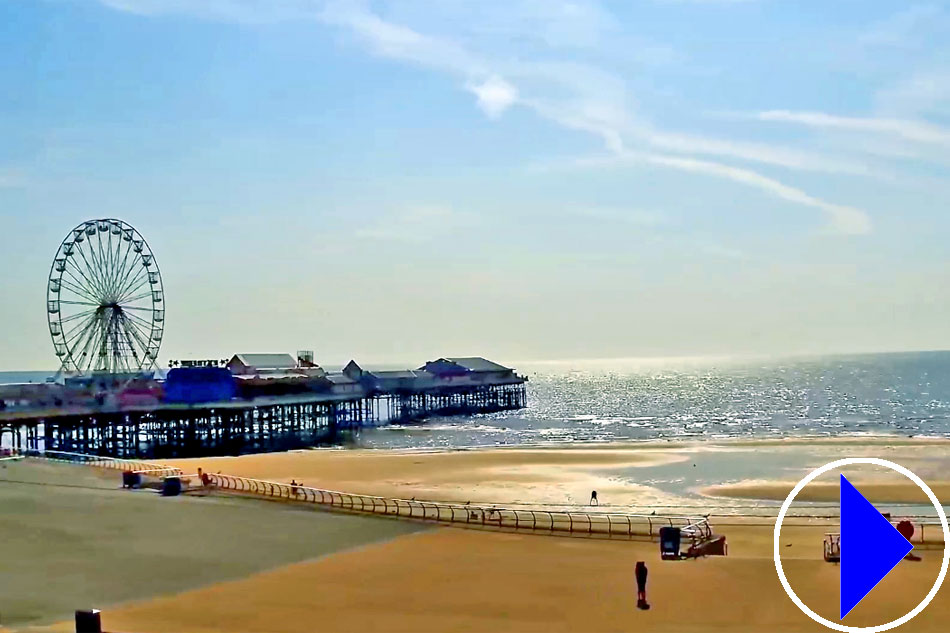 blackpool beach and seafront