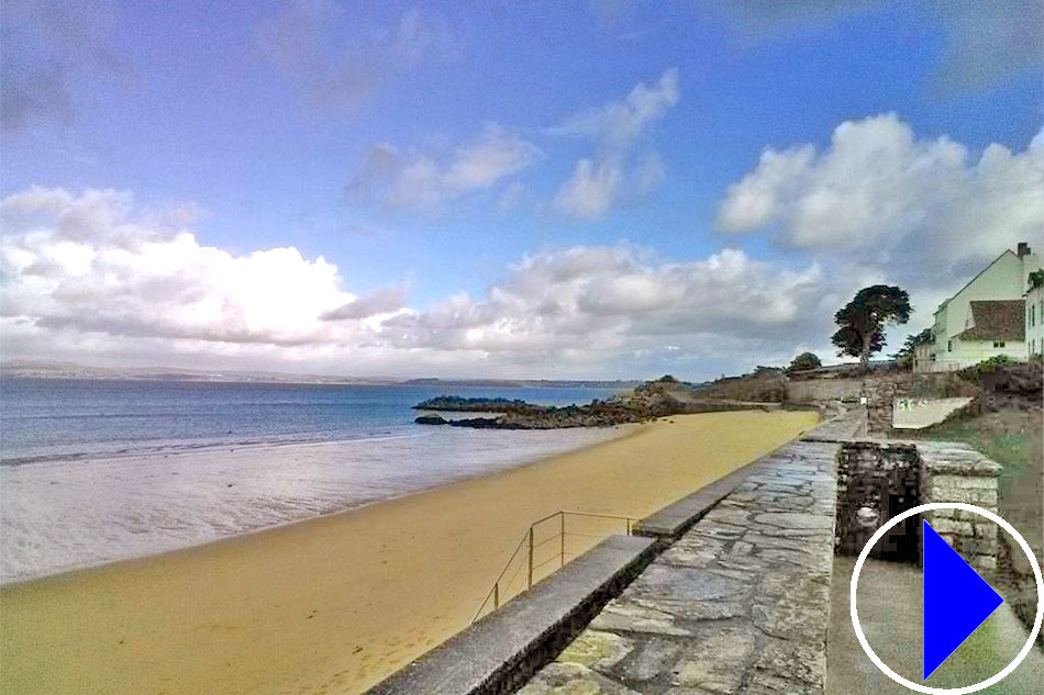 beach at les sables blanc