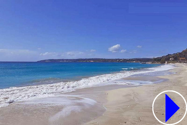 view of lourdas beach in kefalonia