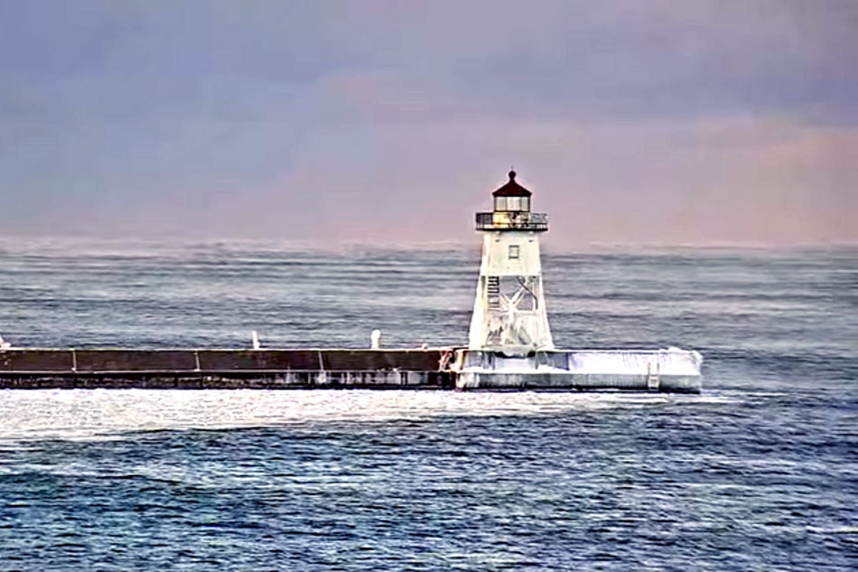 lighthouse at grand marais harbour 