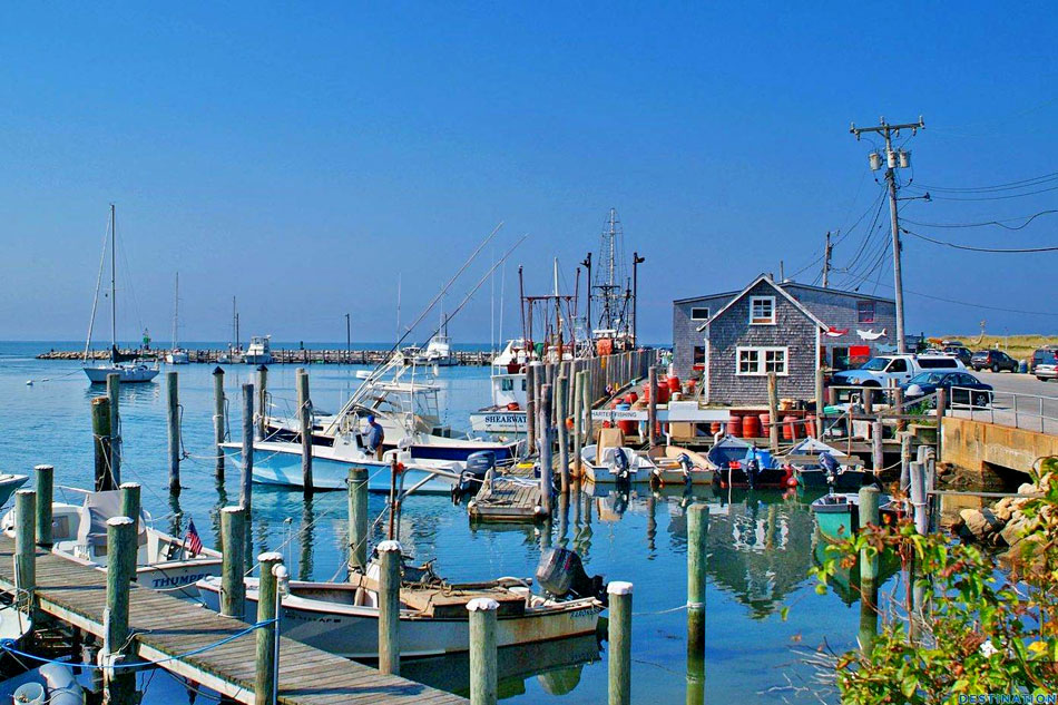 menemsha harbour