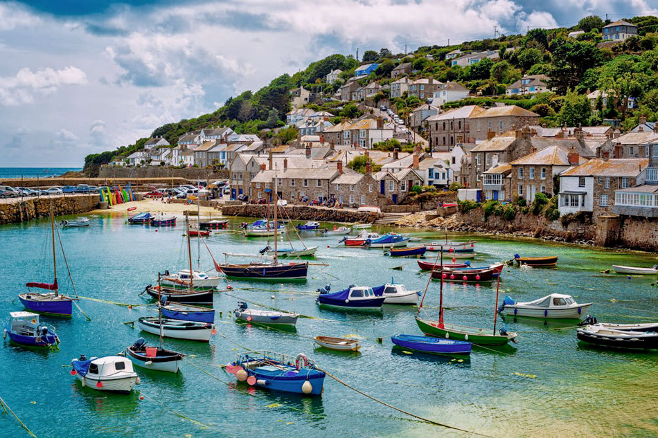 mousehole harbour in cornwall