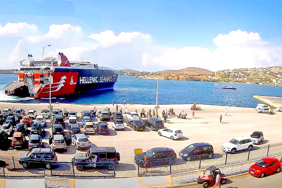 harbour at paros