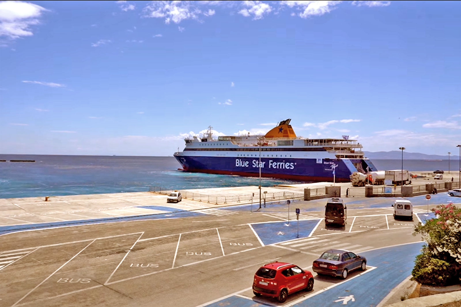 tinos ferry port 