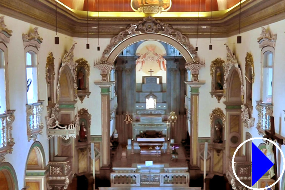 view of the altar in the basilica aparecida