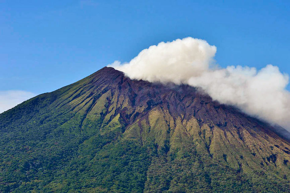 volcano in el salvador