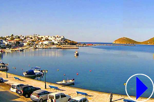 view of the port of Gaviro in andros