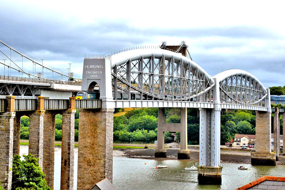 royal albert bridge                           
