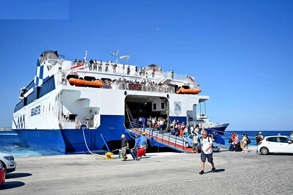 ferry at mykonos port 