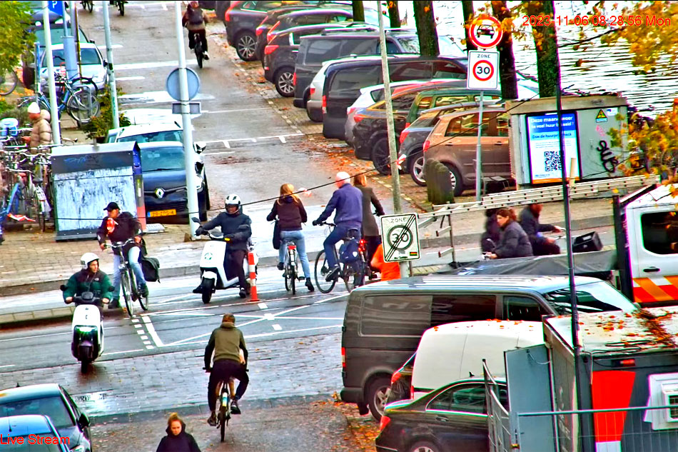 traffic crossing in amsterdam