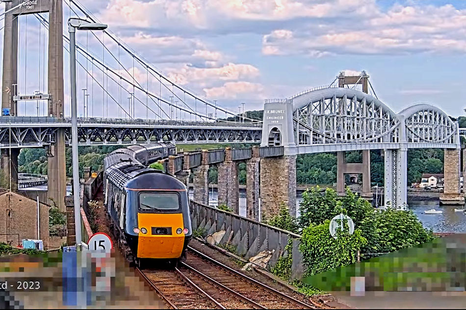 train crossing royal albert bridge