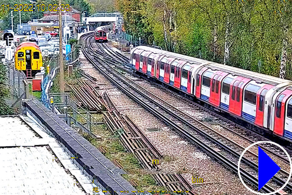 train line in epping