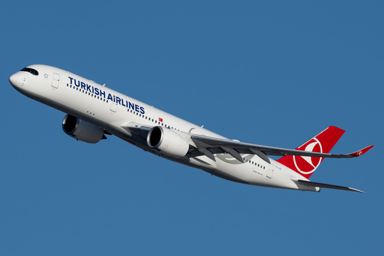 turkish airlines aeroplane