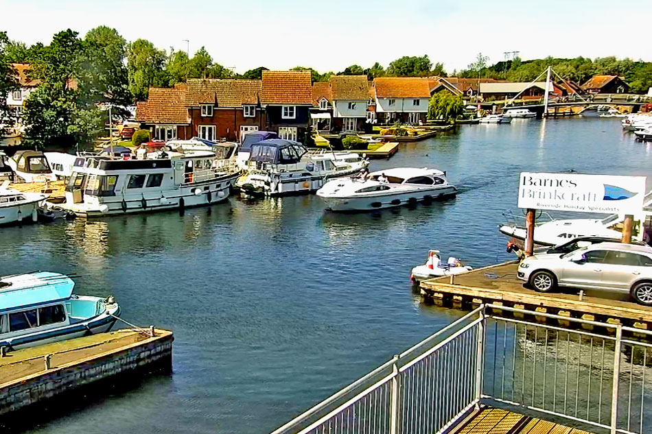 river bure at wroxham