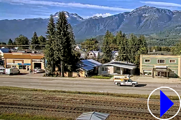 street view and rail line in revelstoke british columbia