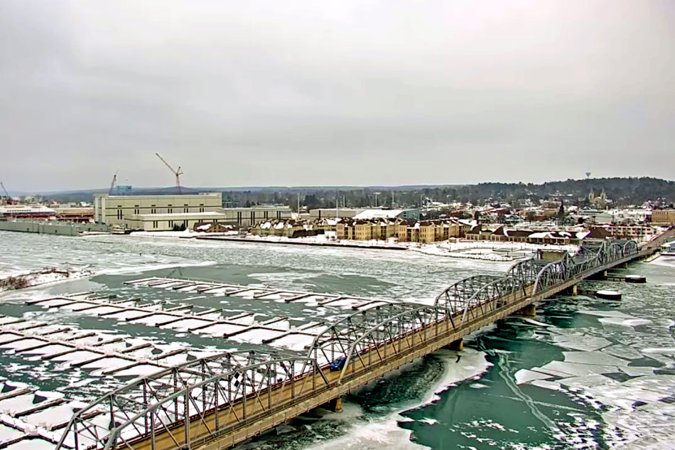 view of sturgeon bay in door county