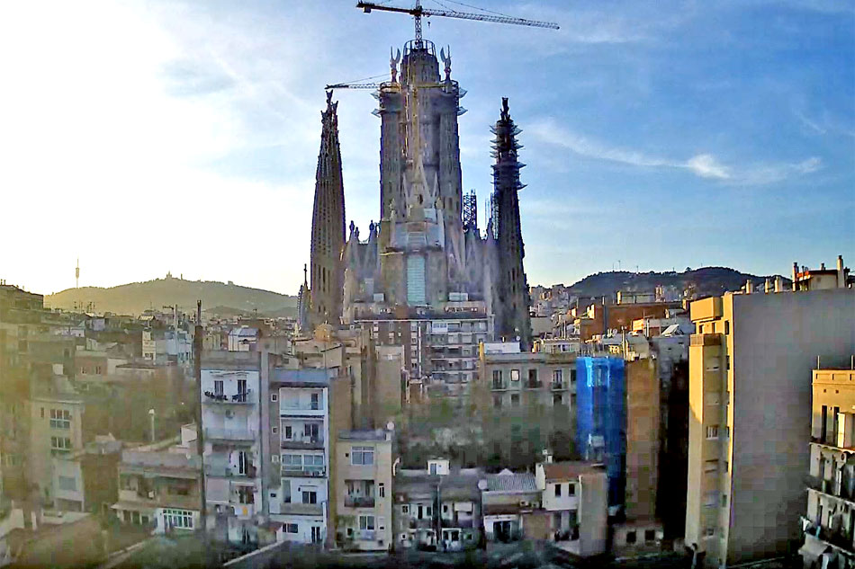 view of barcelona and sagrada familia